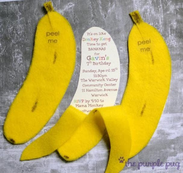 3 uitnodigingen in de vorm van bananen