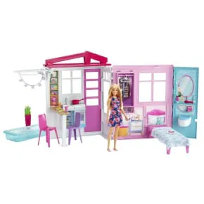 Barbie Coffret Mobilier D’extérieur – Bouée Donut Qui Flotte, Chiot Cracheur D’eau Et Accessoires De Plage, Pour Poupée (vendue Séparément)