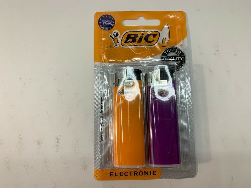 Blister Briquet Bic Electronic Stand X2